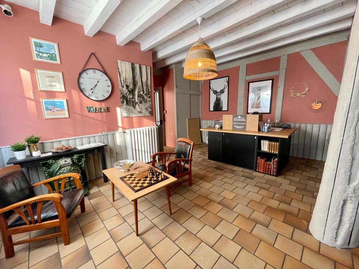 Hotel Et Restaurant Traditionnel L' Escalandes Lesperon  Exteriör bild