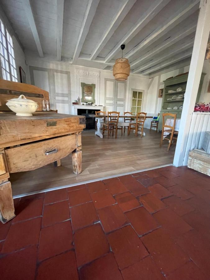 Hotel Et Restaurant Traditionnel L' Escalandes Lesperon  Exteriör bild